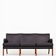 Roxy Klassik 
presents: 
Kaare 
Klint / Rud. 
Rasmussen 
Snedkerier
KK 5313 - 
3-seater sofa 
in black Niger 
leather ...