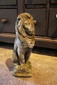 K&Co. presents: 
Old French 
sandstone lion 
with a super 
fine patina...