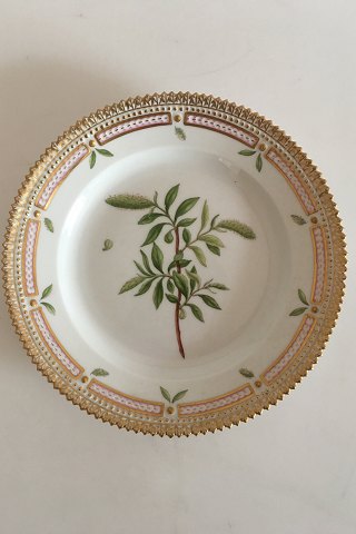 Royal Copenhagen Flora Danica Salad Plate No 20/3573