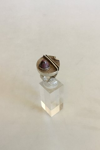 Sterling Sølv ring med lyserød sten MPC fra M.P. Christoffersen - Nykøbing F 
1971 - 2008