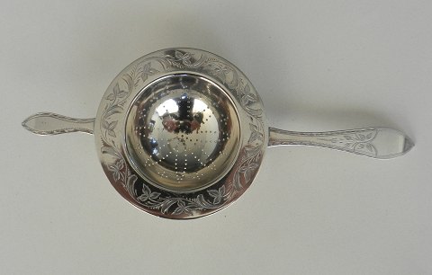 Empire tesi fra 1906