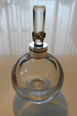 Georg Jensen parfumeflakon, udført af Harald Nielsen
