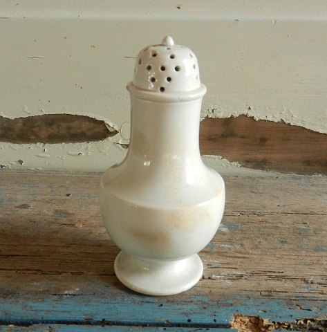1800tals fajance strøer