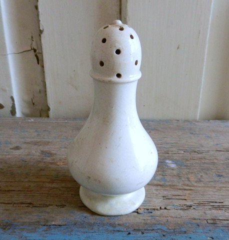 1800tals fajance strøer