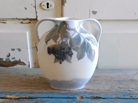 Royal Copenhagen Art Nouveau vase med hanke no. 1091/227