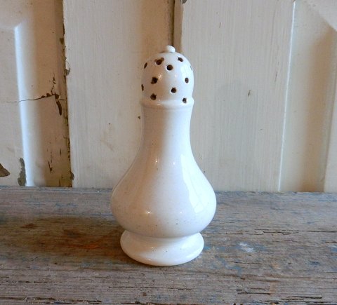 1800tals fajance strøer