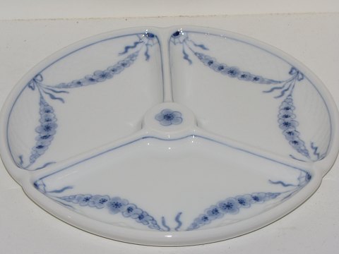 Empire
Divided dish