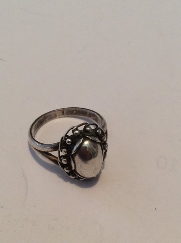 Georg Jensen Sterling Sølv Ring med Sølv Sten No 26 er fra 1920erne.