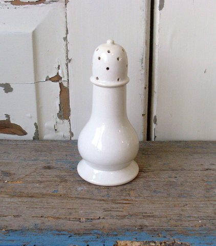 1800tals fajance strøer