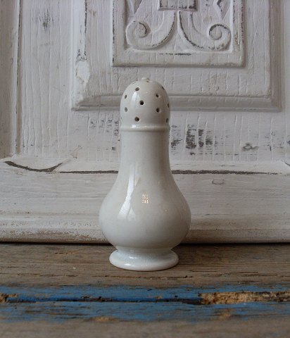 1800tals fajance strøer