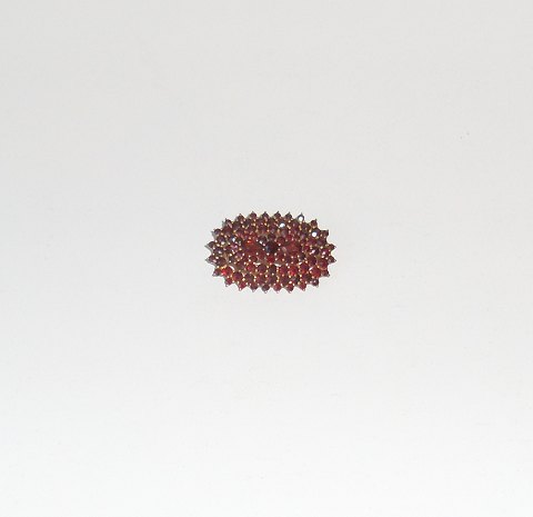Vintage granat broche