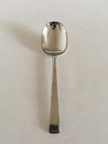 Georg Jensen Sterling Sølv Margrethe Serveringsske No. 115