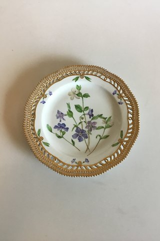 Royal Copenhagen Flora Danica Lunch Plate No 20/3533