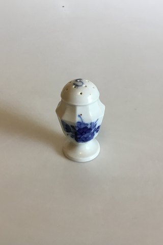 Royal Copenhagen Blå Blomst Angular Salt Shaker No 8681