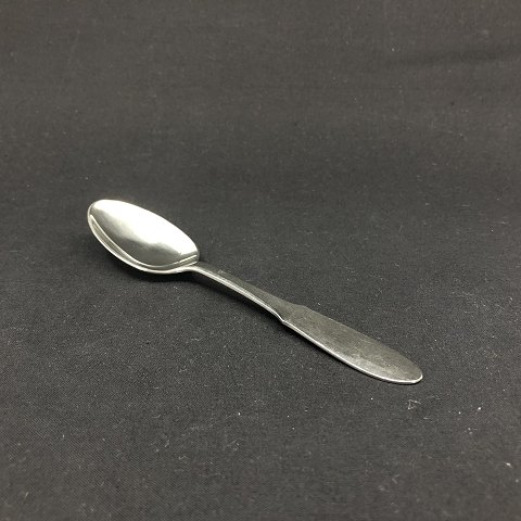 Mitra/Canute dessert spoon from Georg Jensen
