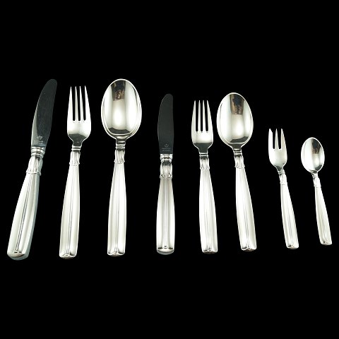 Lotus silver cutlery; complete for 12 persons, 122 pieces