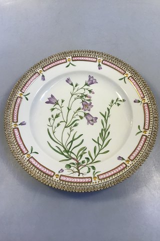 Royal Copenhagen Flora Danica Dinner Plate No 20/3549