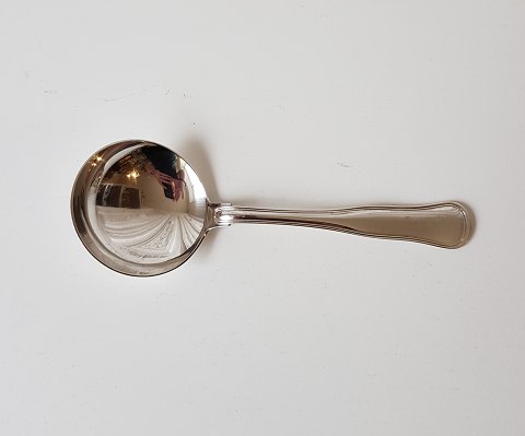 Double ribbed serving spoon in silver 17 cm.