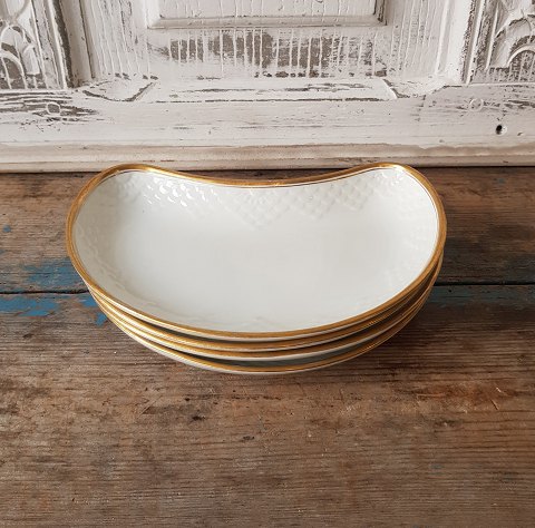 B&G Hartmann moon shaped dish