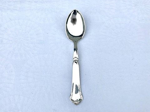 City
Silver Plate
Dessert spoon
*30kr