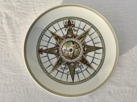 Royal Copenhagen
compass plate
1976
* 200kr