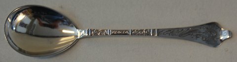 Antique Rococo, Silver Jam Spoon with engraving on the back
Length 12.7 cm.