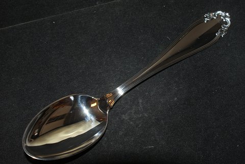 Dessert spoon / Lunch spoon Elisabeth Silver
Length 17.5 cm.
SOLD
