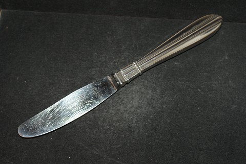 Dinner knife Tranekjær Danish silver cutlery
Aagaard & Fredericia Silver
Length 21 cm.