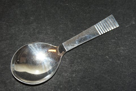 Sugar spoon Parallel / Relief # 25
Design O. Gundlach-Pedersen 1931