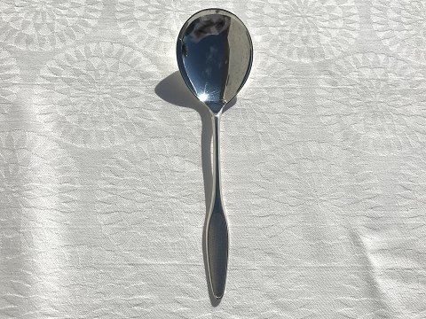 Kongelys
silver Plate
Serving spoon
*75 DKK