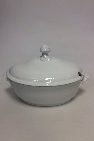 Royal Copenhagen White Half Lace Large Tureen no 182/183