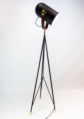 Gulvlampe, model Carronade, af Le Klint.
5000m2 udstilling.