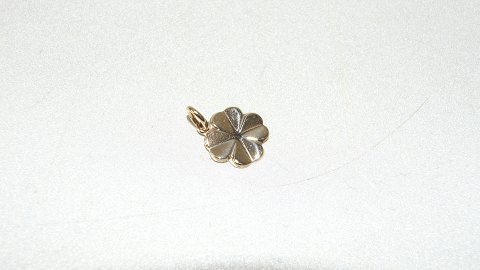 Elegant pendant Four-leaf clover 14 carat gold