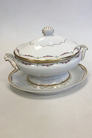 Royal Copenhagen Pattern No 478 Rose Garlands with gold Large Tureen No 9056