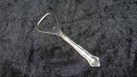 Opener, #Riberhus Sølvplet cutlery
Producer: Cohr
Length 12.5 cm.