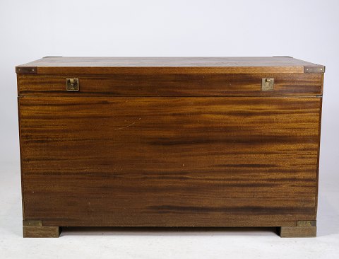 Mahogany chest, 1960
Great condition
