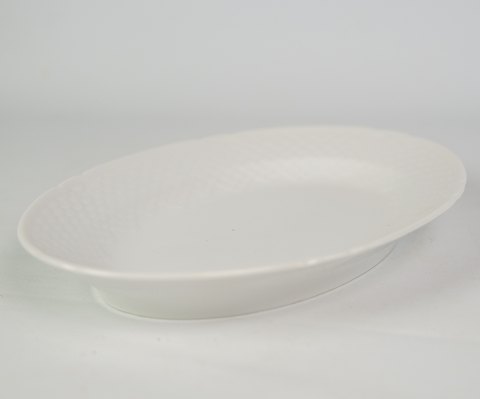 White fluted oval dish, B&G, 1950
Great condition
