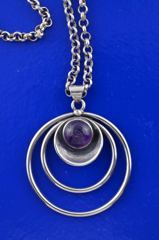 N. E. From Kette mit Amethyst