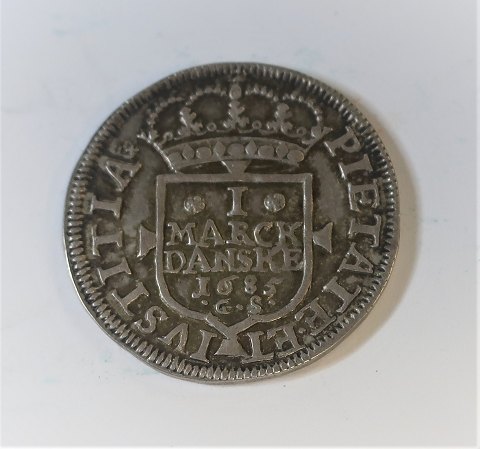 Danmark. Christian V. 1 mark 1685. Pæn velholdt mønt.