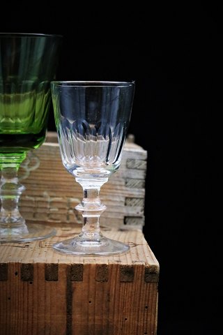 Old Chr. d.8 port / liqueur glass from Holmegaard - Denmark...
H:10cm. Dia.:5cm.