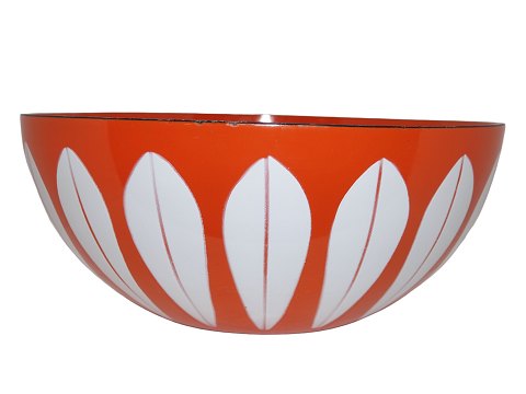 Lotus
Large orange enamel bowl 24 cm.