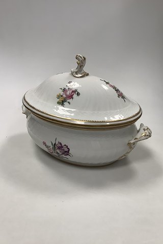 Royal Copenhagen Full Saxon Flower Tureen