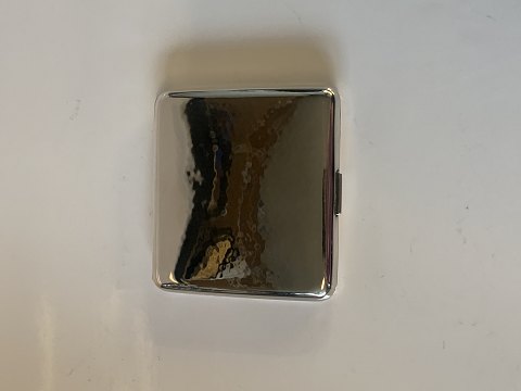 Cigarette case in silver
Stamped 925