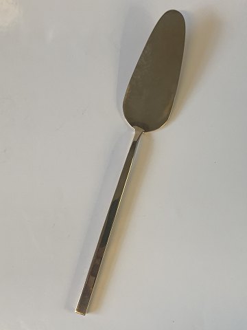 Scanline Bronze, #kagespade / Serving spade
Designed by Sigvard Bernadotte.
Length approx. 24.6 cm