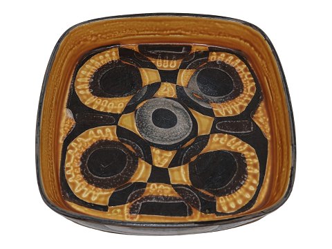 Royal Copenhagen Baca
Stort gult fad 26,6 cm.