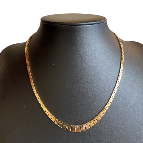 A necklace in 14k gold, l. 43 cm