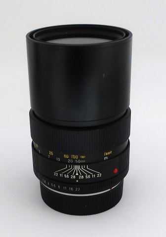 Leica - ELMARIT - R 1: 2 . 8 / 135 Leitz Canada. BW 55E 1*. Med Leica R 
montering. No. 2773056