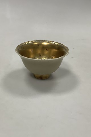 Royal Copenhagen Vase i Mat glasur med guld dekoration No 1002 / 23