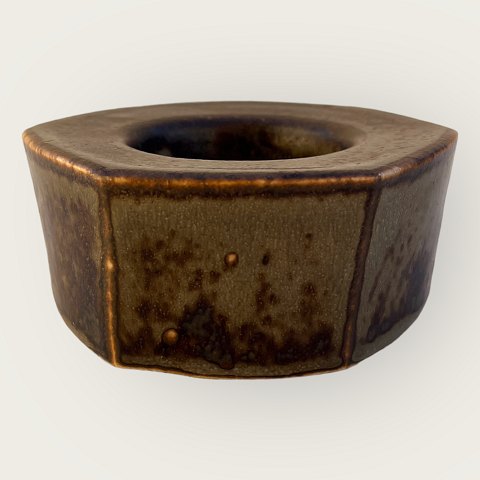 Bing&Grøndahl
Ceramic bowl
#5804
*DKK 600
