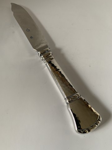 Ostekniv Maud Sølv
A.P. Berg sølv
Længde 16,6 cm.
Produceret år 1921
